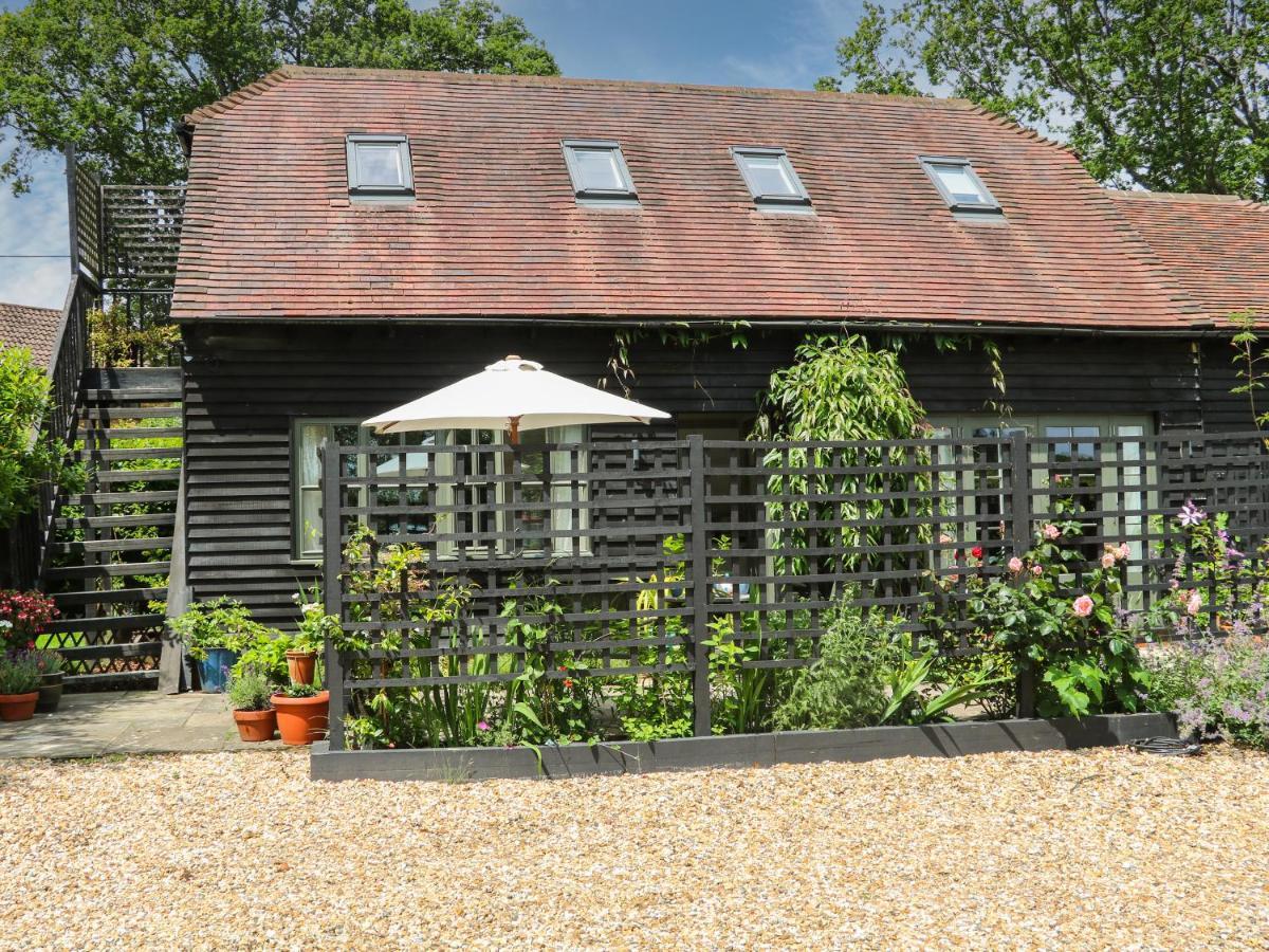 The Barn At Sandhole Cottage 汤布里奇 外观 照片